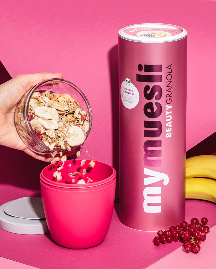 mymuesli Beauty Granola im pinken 2Go Becher