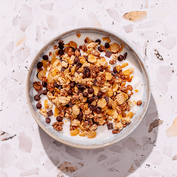 mymuesli 20% Protein Choco Crunch Müsli als Protein Shake Bowl