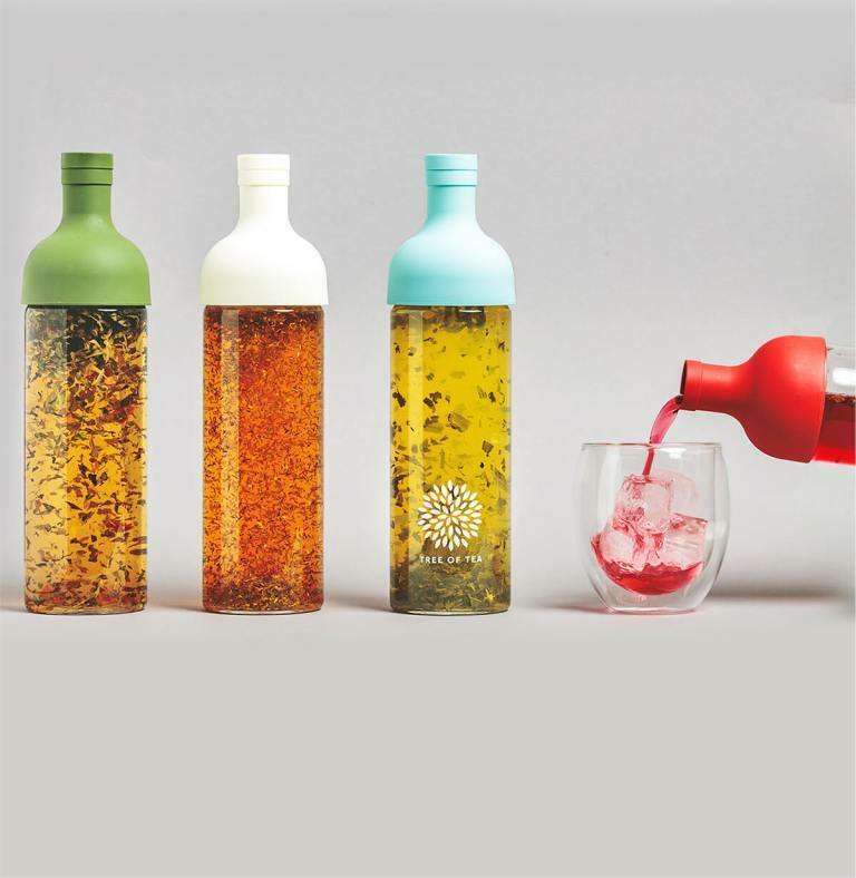 Die Eisteeflasche für die Zubereitung von leckerem Cold Brew Eistee