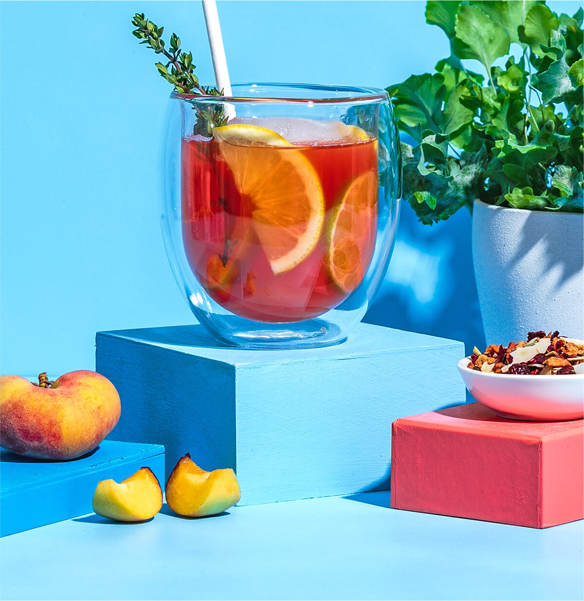 Peachy Ginger Lemonade mit Peachy June Früchtetee