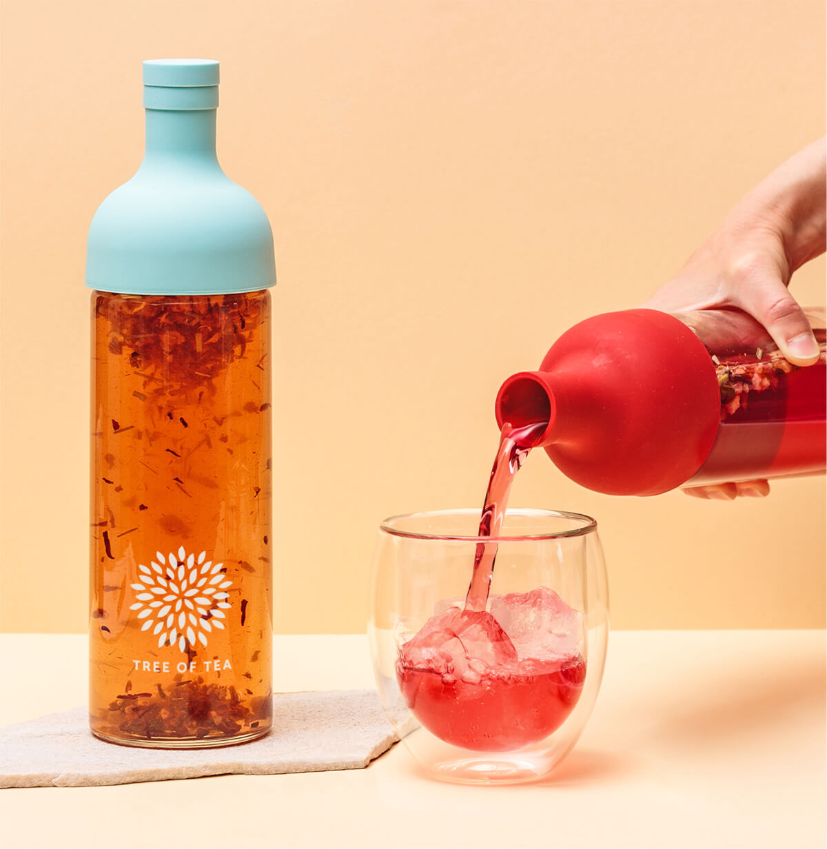 teaser-coldbrewbottle(1).jpg