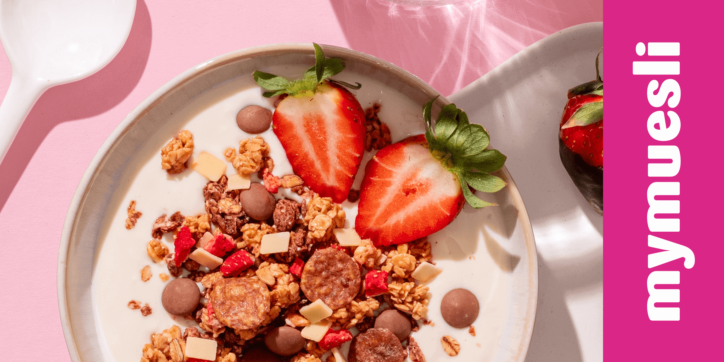 article02-strawberry-yoghurt-crunch.png