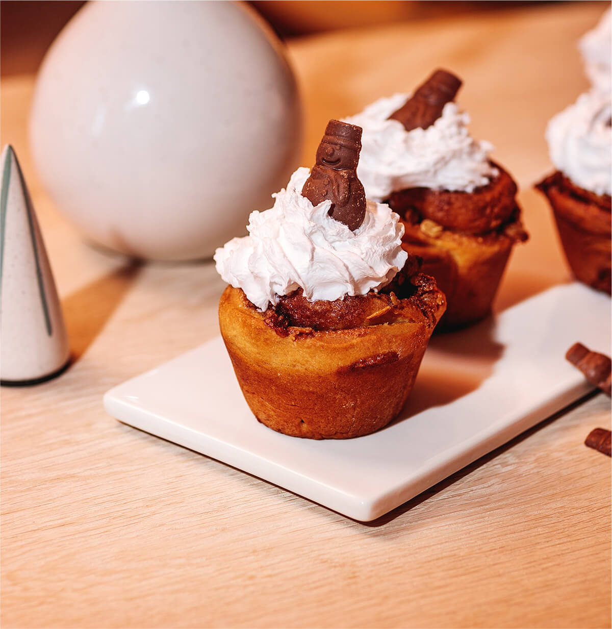teaser-cinnamon-muesli-rolls.jpg
