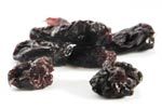 Gefriergetrocknete Sauerkirschen schmecken besonders gut zu dezent süßem Granola
